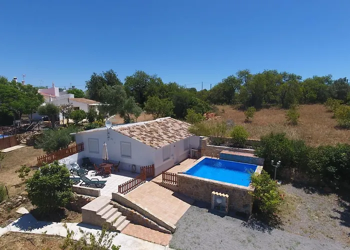 Quinta Dos Netos 펜션 타비라